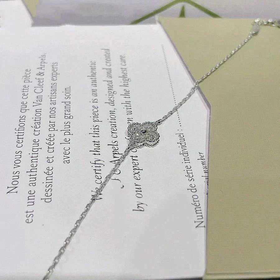 Mystic CLOVER  SINGLE FLOWER BRACELET SILVER