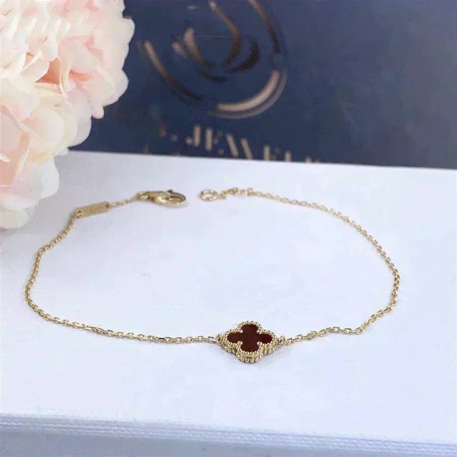 Mystic CLOVER  CARNELIAN SINGLE FLOWER BRACELET