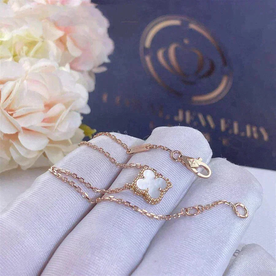 Mystic CLOVER WHITE MOP SINGLE FLOWER BRACELET