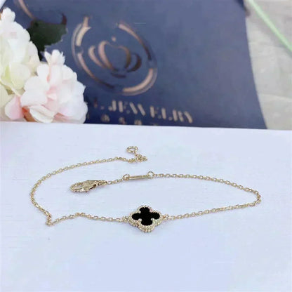 Mystic CLOVER ONYX SINGLE FLOWER BRACELET