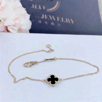 Mystic CLOVER ONYX SINGLE FLOWER BRACELET