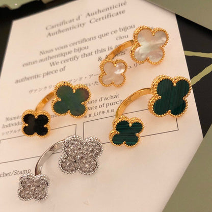 Mystic CLOVER BETWEEN THE FINGER RING