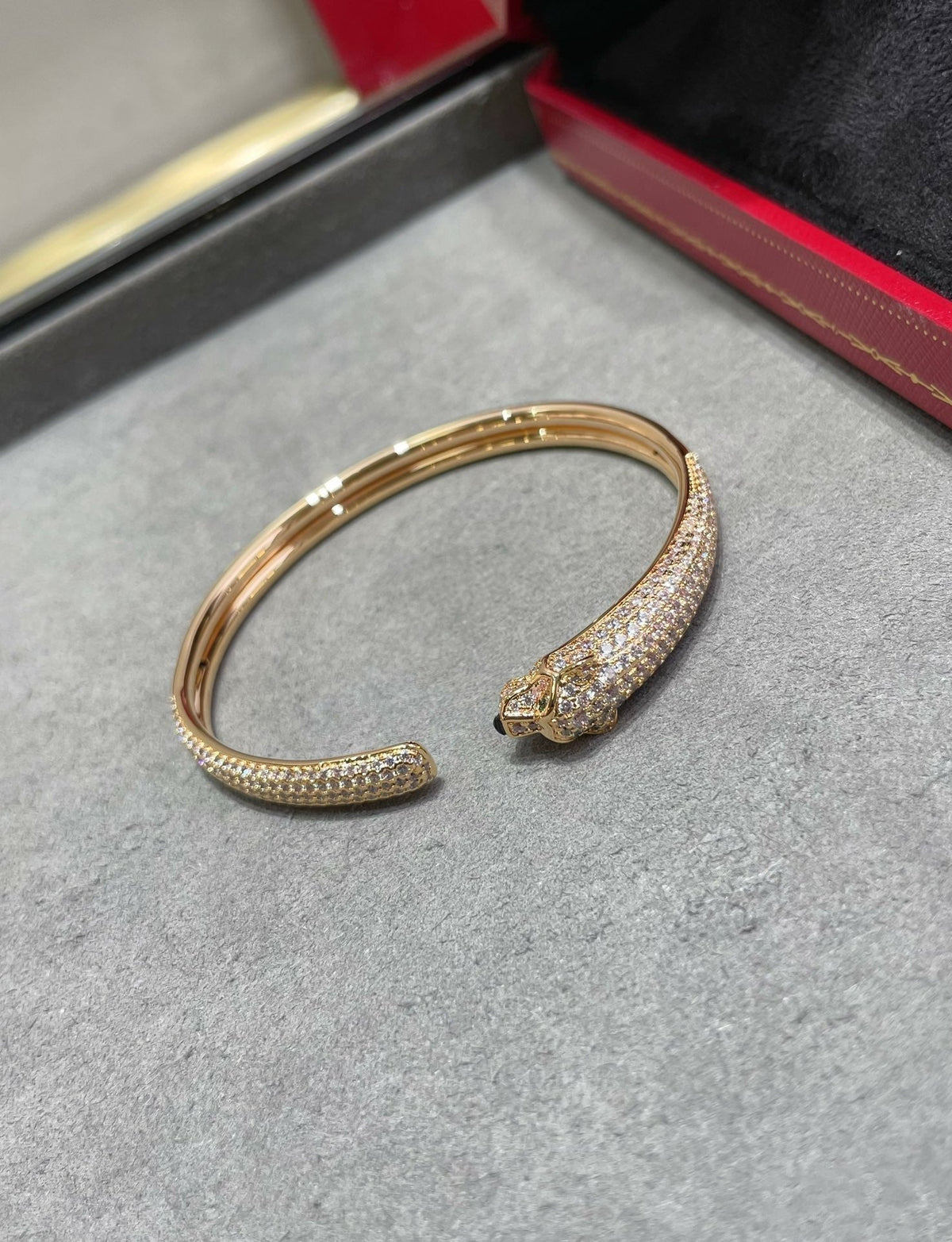 Mystic PANTHERE FULL DIAMOND OPEN BRACELET