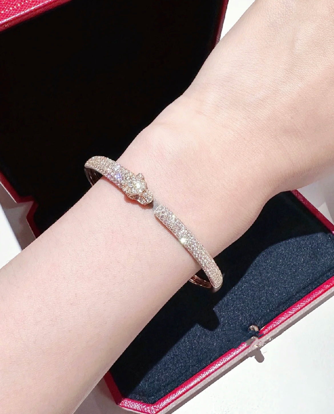 Mystic PANTHERE FULL DIAMOND OPEN BRACELET