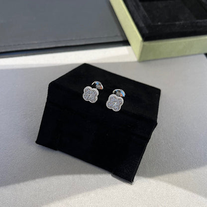 Mystic CLOVER MINI DIAMOND STUD EARRINGS